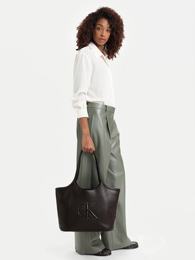 Calvin Klein Handtasche Calvin Klein Bold Ck Shopper LV04F3562G Dunkelbraun