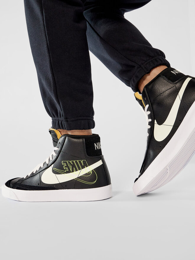 Nike Sneakers Nike Blazer Mid '77 DA4651 001 Schwarz