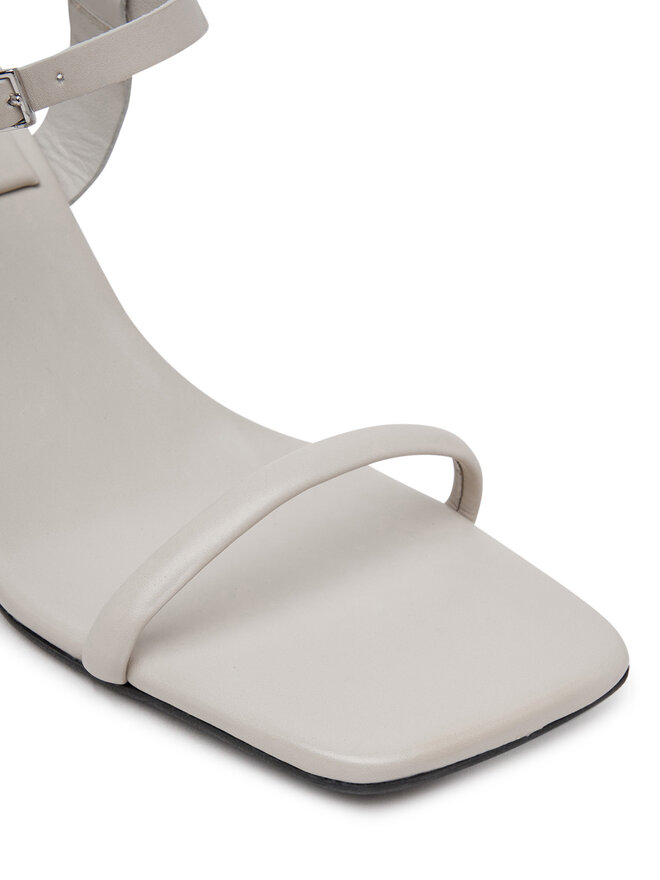 Calvin Klein Sandalen Calvin Klein Block Heel Sandal 75 Lth HW0HW02650 Grau