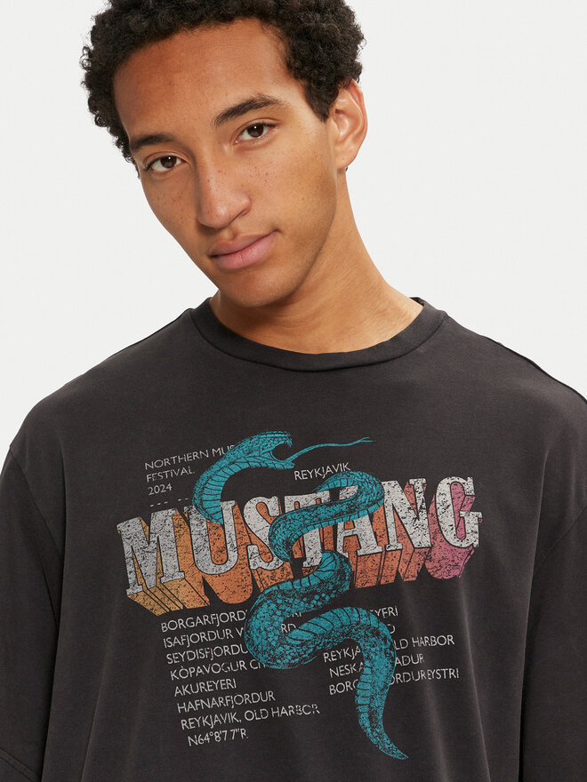 Mustang Mustang T-Shirt Akron 1015658 Μαύρο Relaxed Fit