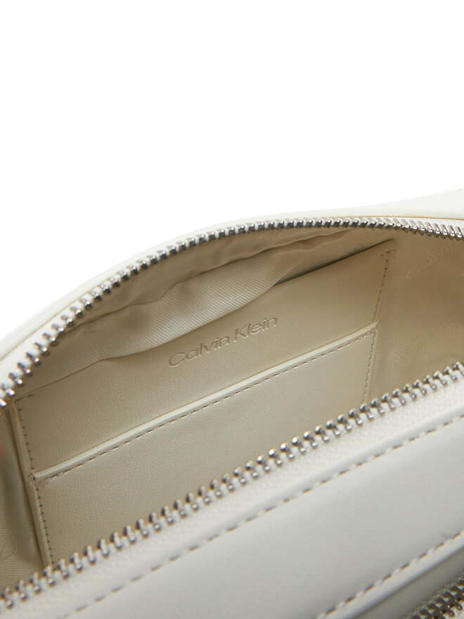 Calvin Klein Borsetta Calvin Klein Ck Must Convertible Camera Bag K60K612901 Écru