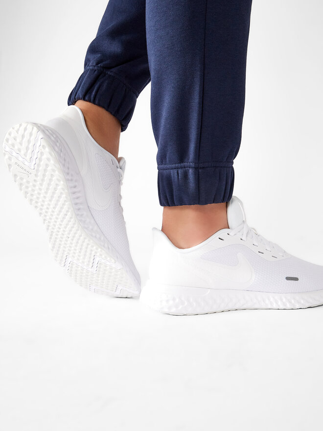 Nike Взуття для бігу Nike Revolution 5 BQ3204 103 Білий