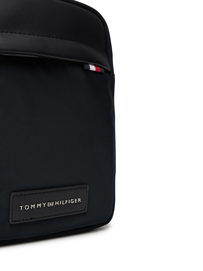 Tommy Hilfiger Плоска сумка Tommy Hilfiger Th Nylon Mini Reporter AM0AM13618 Чорний