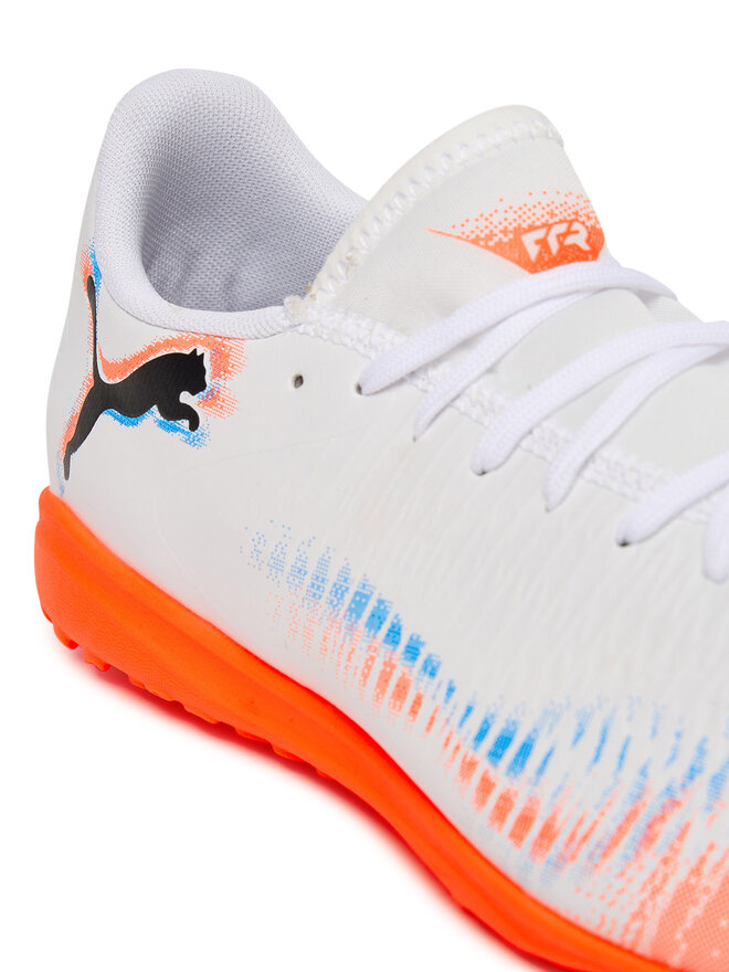 Puma Čevlji za nagomet Puma Future 8 Play Tt 108605 01 Bela