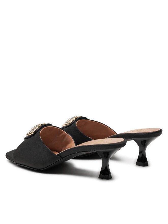 LOVE MOSCHINO Klapki LOVE MOSCHINO JA28045G0IJO0000 Czarny