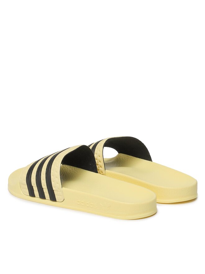 Pantoletten adidas adilette Slides HP6510 Gelb eschuhe.at