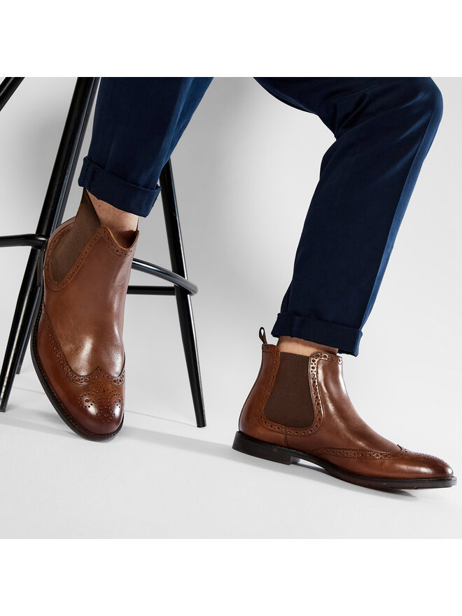 Clarks Klassische Stiefeletten Clarks Ronnie Top 261449277 Braun