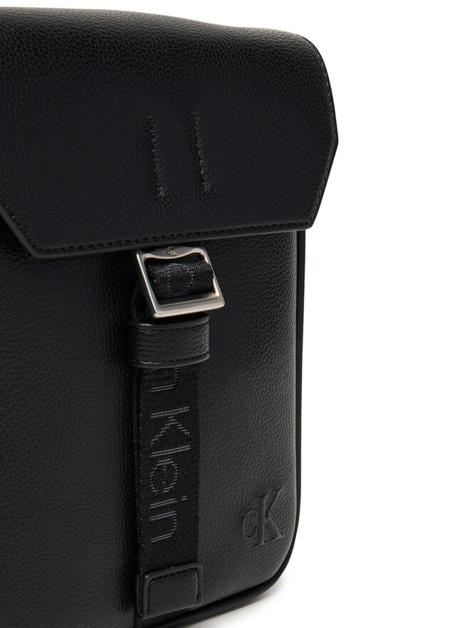 Calvin Klein Τσαντάκι Calvin Klein Cargo Flap Reporter LV04D3131G Μαύρο