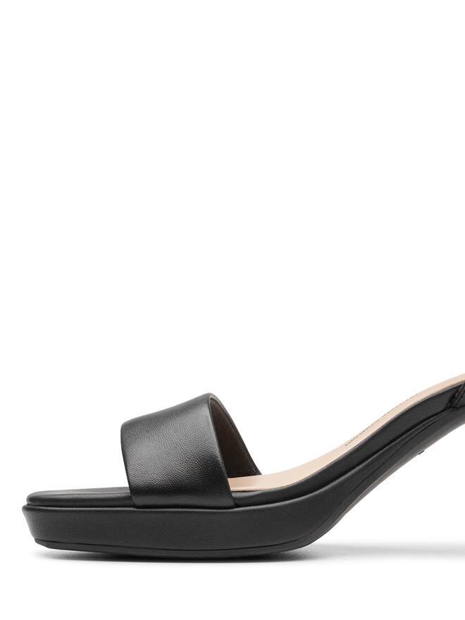 Clarks Σανδάλια Clarks AmbyrLyn Bay 26177005 Μαύρο