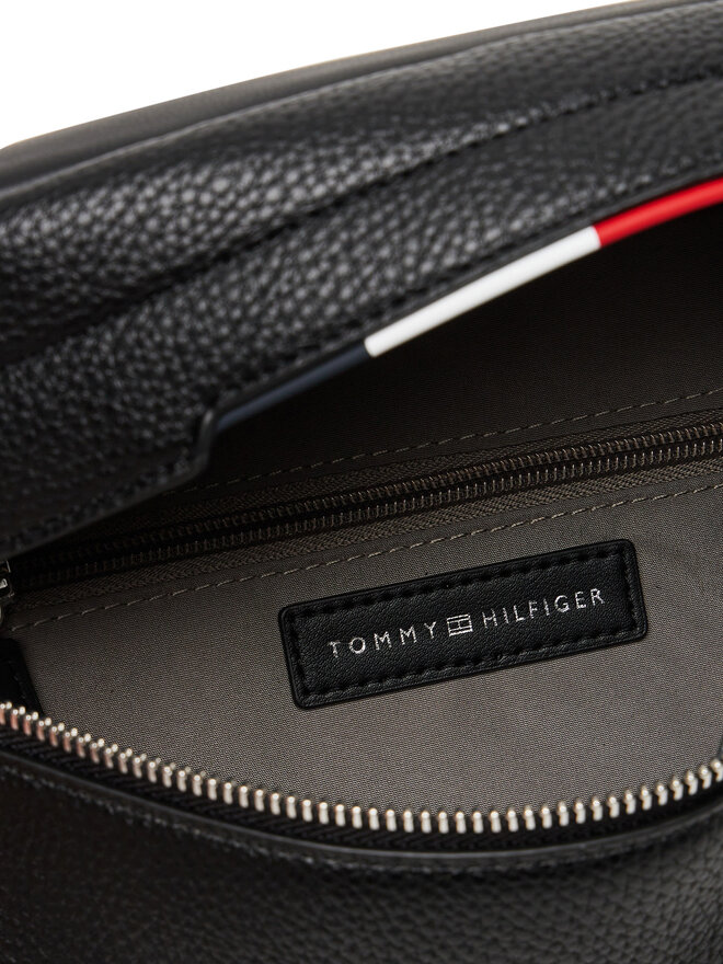 Tommy Hilfiger Чанта за кръст Tommy Hilfiger Th Central Bumbag AM0AM13488 Черен