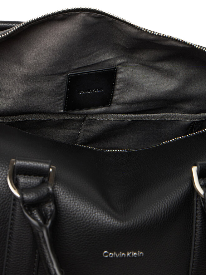 Calvin Klein Bolsas para el fin de semana Calvin Klein Raised Duffle LV04D3158G Negro