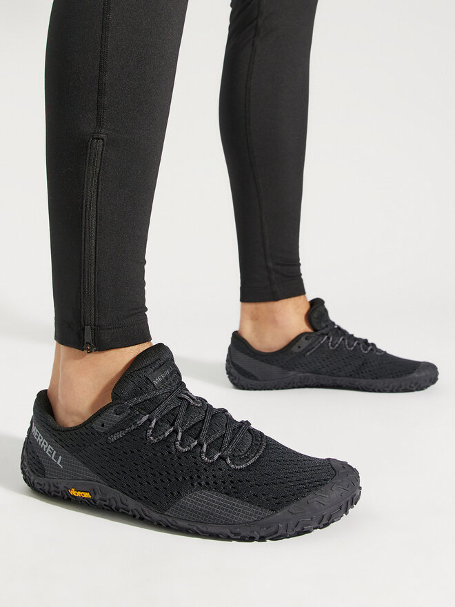Merrell Взуття для бігу Merrell Vapor Glove 6 J067663 Чорний