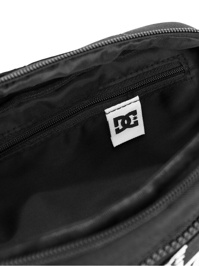 DC Saszetka nerka DC DCI-B-001-07 Czarny