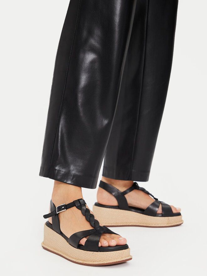 Clarks Basutės Clarks Kimmei Twist 26176391 Juoda