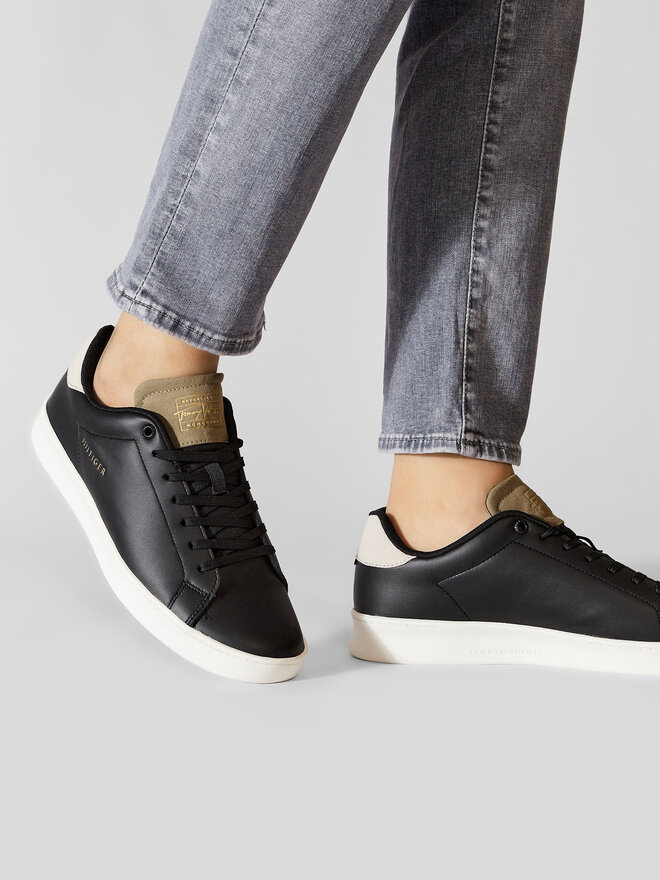 Tommy Hilfiger Сникърси Tommy Hilfiger Retro Court Clean Cupsole FM0FM04004 Черен