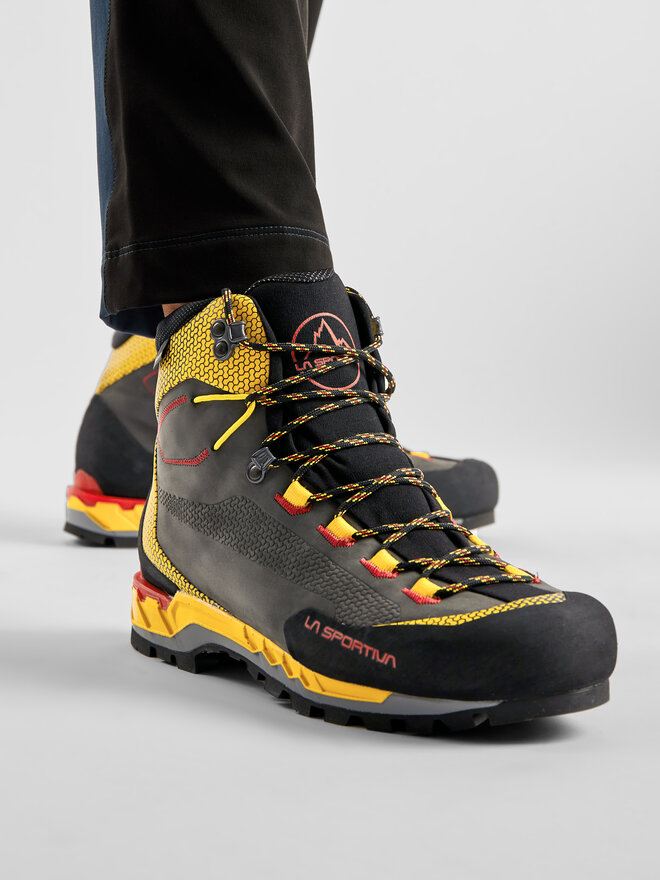 La Sportiva Turistiniai batai La Sportiva Trango Tech Leather Gtx GORE-TEX 21S999100 Juoda