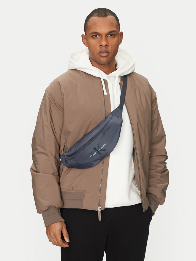 Calvin Klein Jeans Marsupio Calvin Klein Jeans Sport Essentials Waistbag 38 LV04G3001G Blu scuro