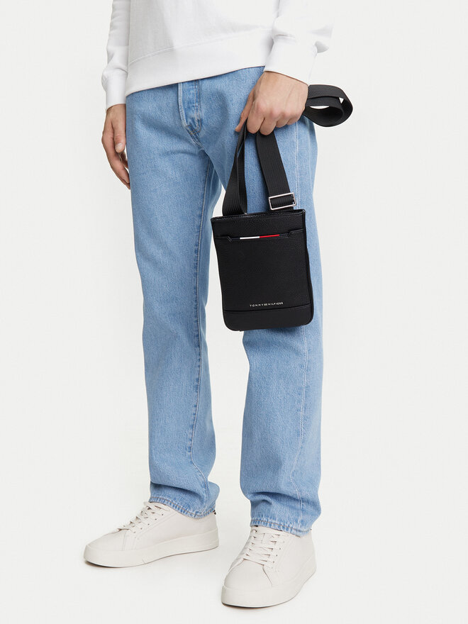 Tommy Hilfiger Плоска сумка Tommy Hilfiger Th Central Mini Crossover AM0AM13487 Чорний