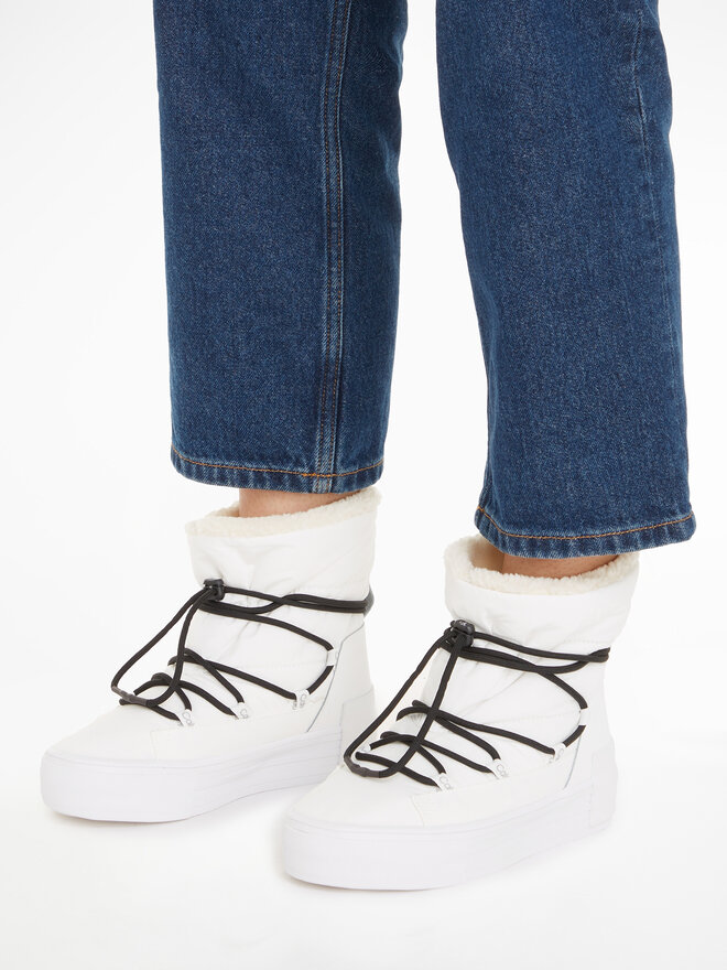 Calvin Klein Jeans Botas de nieve Calvin Klein Jeans Bold Vulc Flatf Snow Boot Wn YW0YW01181 Blanco