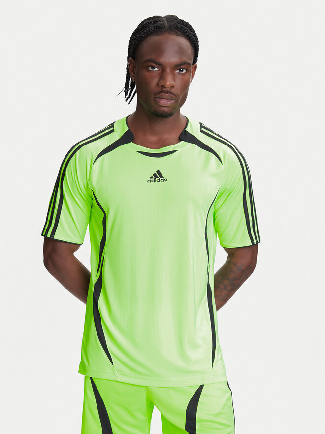 adidas adidas Majica Teamgeist adicolor JX1538 Zelena Loose Fit