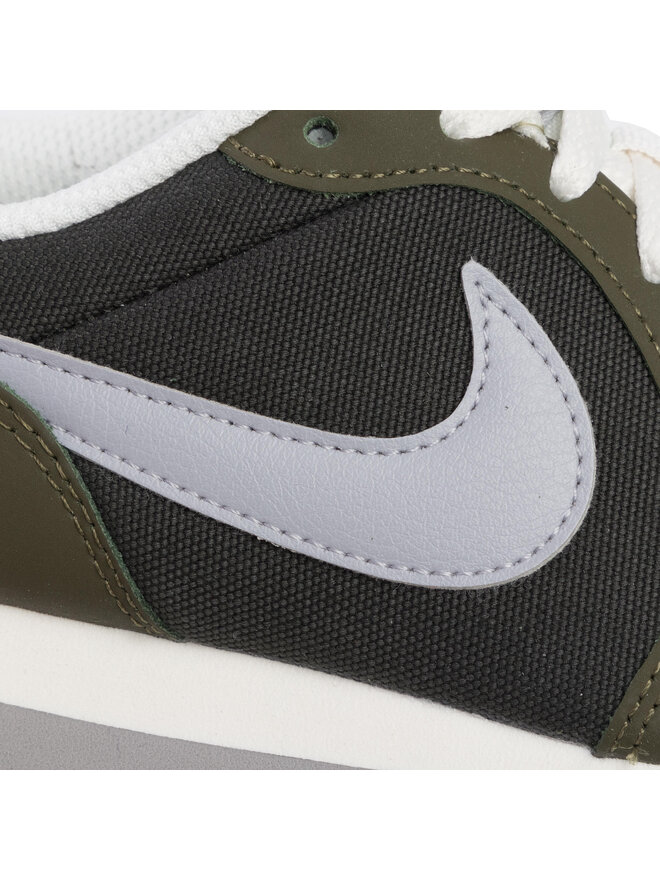 Sneakers Nike MD Runner 2 GS 807316 301 Vert chaussures