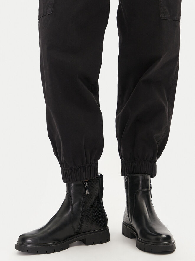 Tamaris Stiefeletten Tamaris 8-85304-43 Schwarz