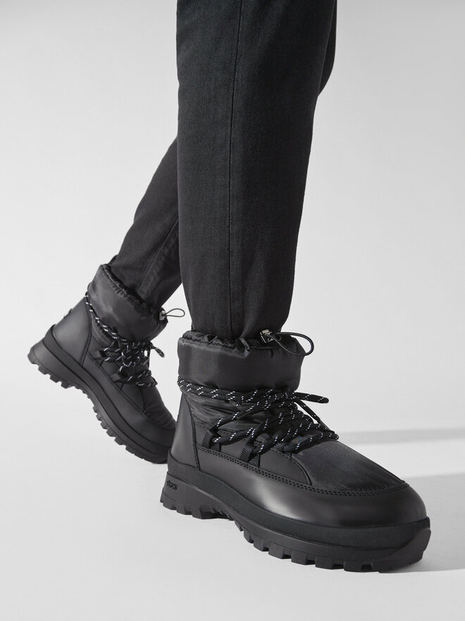 Inuikii Stivali da neve Inuikii Urban Trek 55102-115 Nero