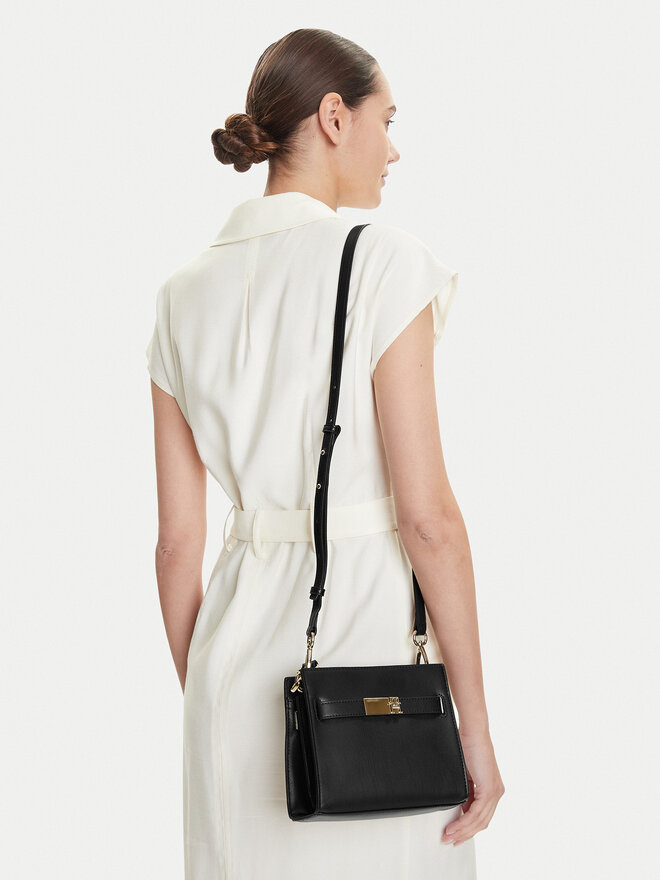Tommy Hilfiger Rankinė Tommy Hilfiger AW0AW16896 Juoda