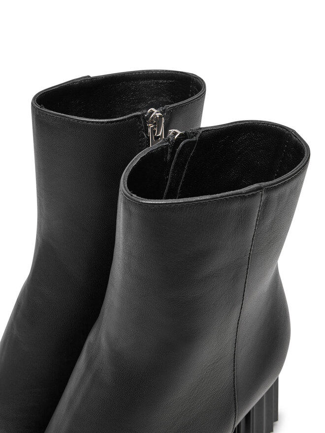 AGL Ботильйони AGL Dorica M Bootie D271500PCKB1411013 Чорний