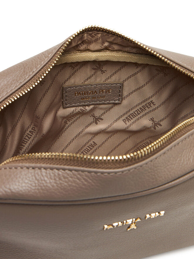 Patrizia Pepe Ročna torba Patrizia Pepe CB8985/L001-B744 Rjava