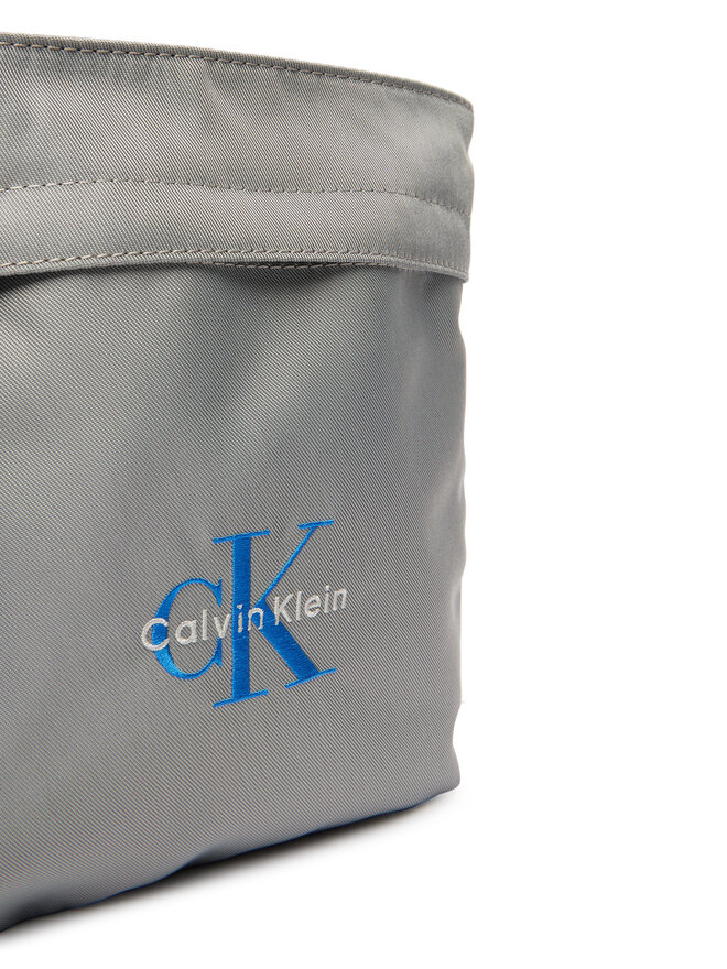 Calvin Klein Umhängetasche Calvin Klein Bold Flatpack LV04D3178G Grau