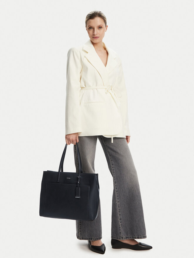 Calvin Klein Τσάντα Calvin Klein Ck Must Medium Shopper W/Pocket K60K613019 Μαύρο