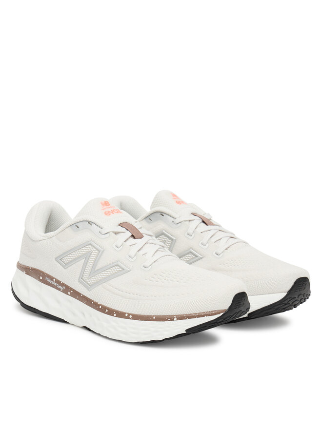 New Balance Маратонки за бягане New Balance Evoz WEVOZRE4 Бежов