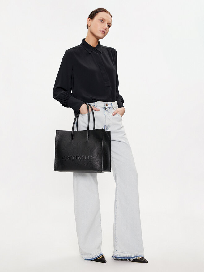 Coccinelle Handtasche Coccinelle QBB Coccinellemyrtha Maxi Log E1 QBB 18 02 01 Schwarz