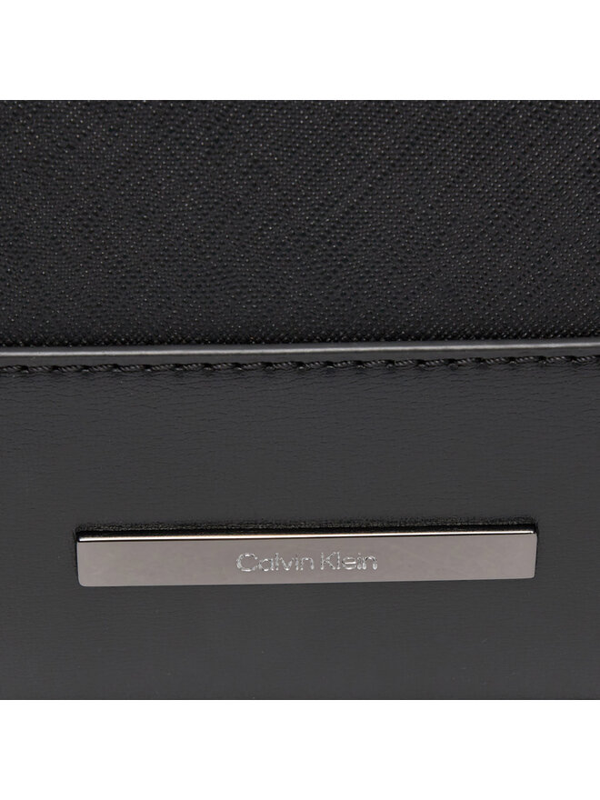 Calvin Klein Brašna na notebook Calvin Klein Modern Bar Slim Laptop Bag K50K511590 Černá
