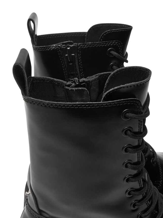 Diesel Žygio batai Diesel D-Hammer-Combat Y03455P4471 Juoda