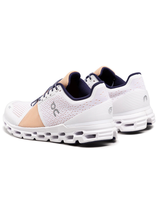 On Scarpe running On Cloudstratus 2999771 Bianco