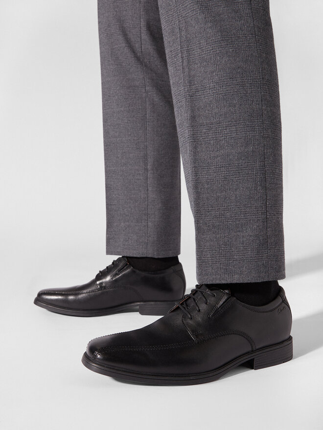 Clarks Scarpe basse Clarks Tilden Walk 261103107 Nero