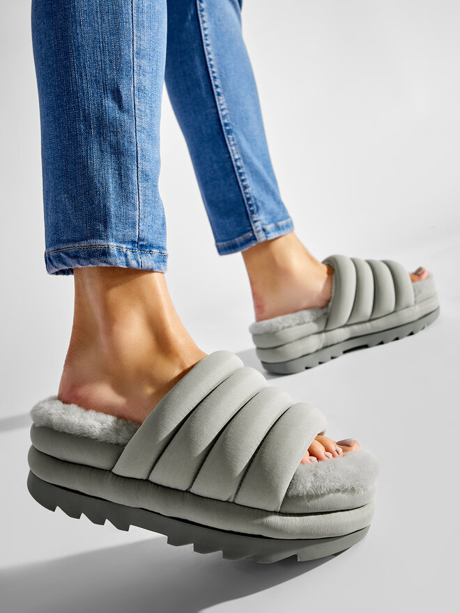 Ugg Pantoletten Ugg W Maxi Slide 1126377 Grau
