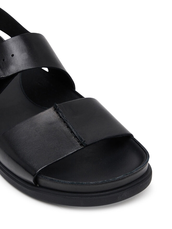 Clarks Szandál Clarks Torford Strap 26180896 Fekete