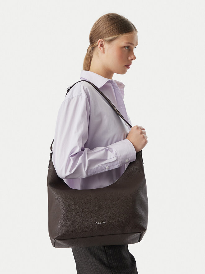 Calvin Klein Handtasche Calvin Klein Webbing Strap Md Shoulder Bag LV04F3891G Dunkelbraun