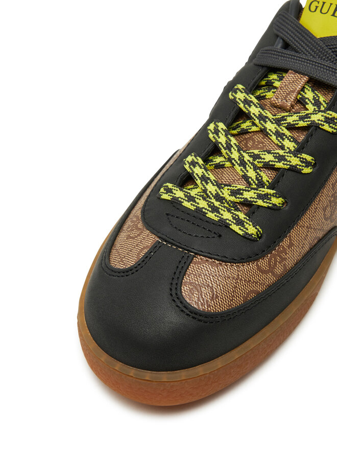 Guess Sneakers Guess FMPNII ELE12 Marrone