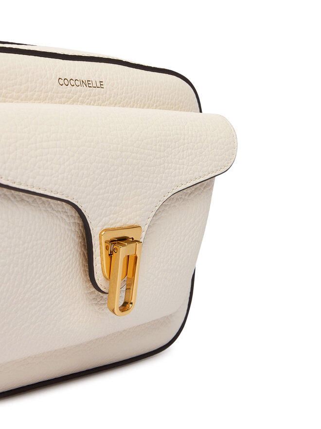 Coccinelle Сумка Coccinelle NOF Coccinelle Beat Soft Ribb E1 NOF 15 02 01 Écru