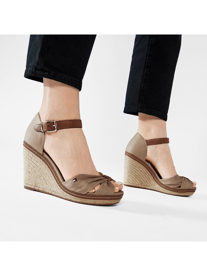 Tommy Hilfiger Espadrilles Tommy Hilfiger Iconic Elena Sandal FW0FW00905 Braun