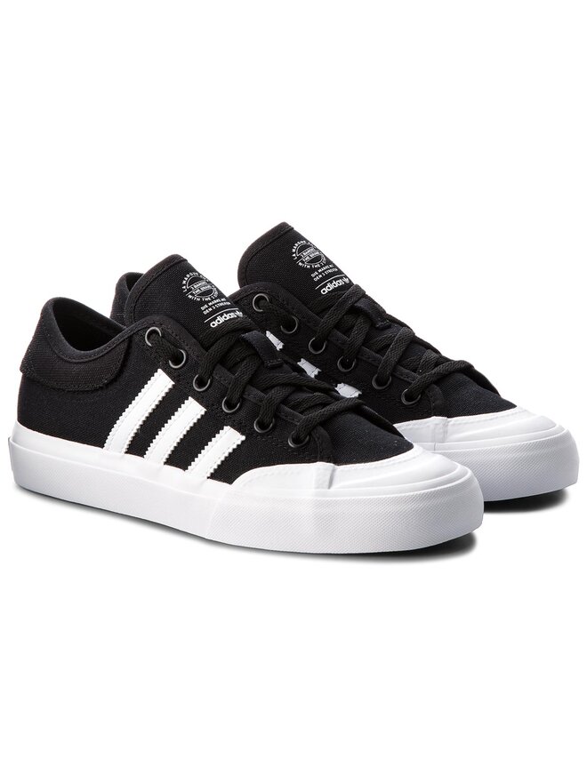 Sneakers aus Stoff adidas Matchcourt F37383 Schwarz eschuhe