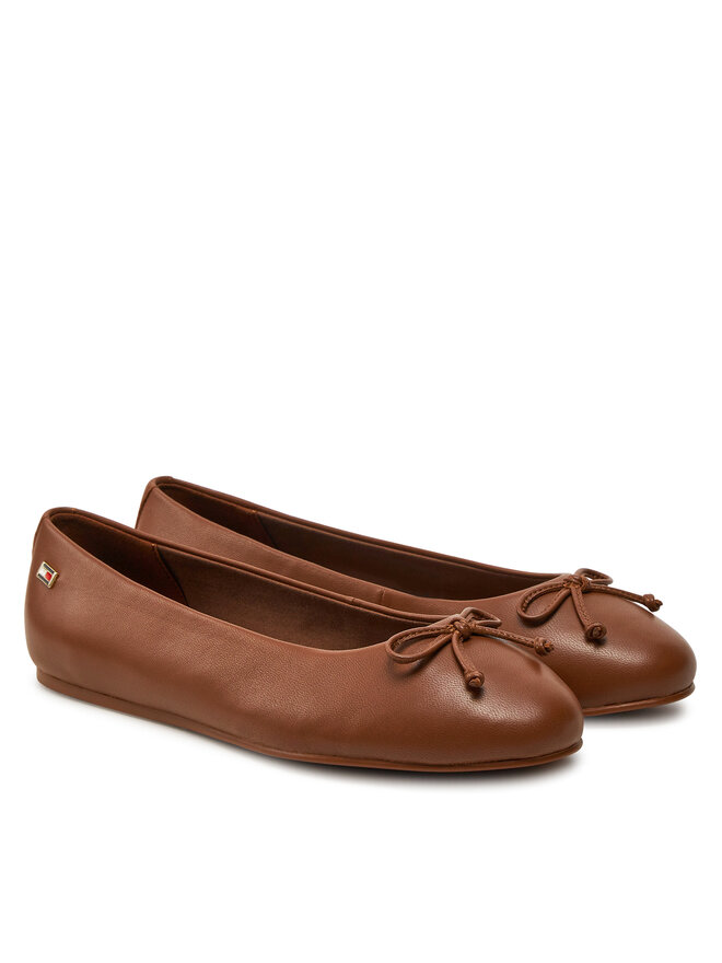 Tommy Hilfiger Balerīnas Tommy Hilfiger Essential Chic Ballerina FW0FW08059 Brūns