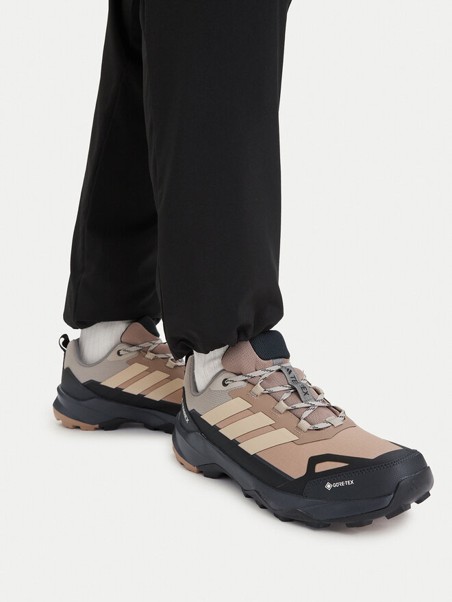 adidas Трекінгові черевики adidas Terrex Skychaser Ax5 Gore-Tex Hiking Shoes KJ8939 Коричневий