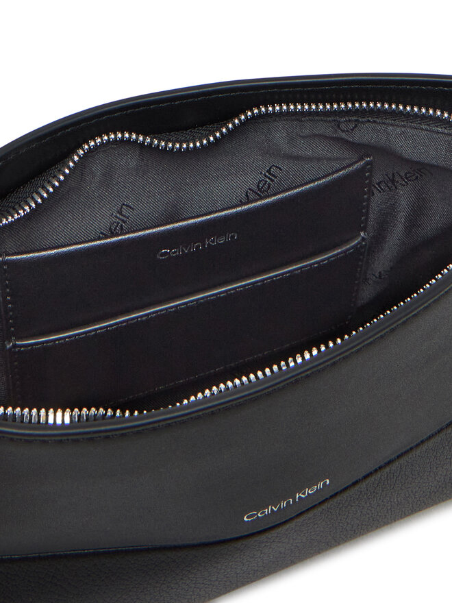 Calvin Klein Borsetta Calvin Klein Ck Mixmedia Convertible Sm Bag K60K613009 Nero
