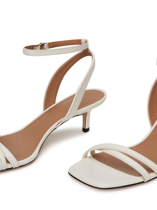BOSS Sandalias BOSS 50542370 Blanco