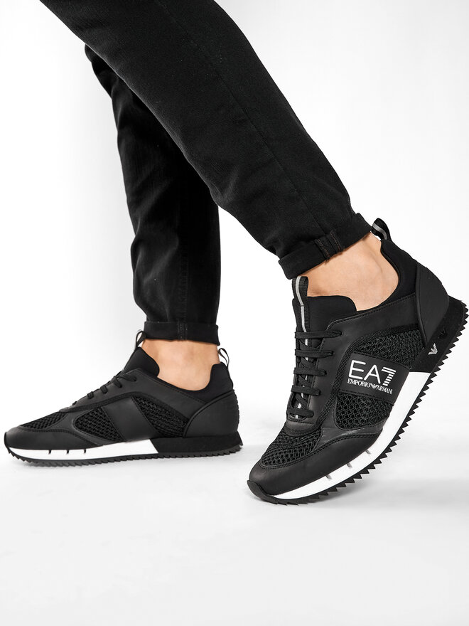 EA7 Emporio Armani Снікерcи EA7 Emporio Armani X8X027 XK050 A120 Чорний